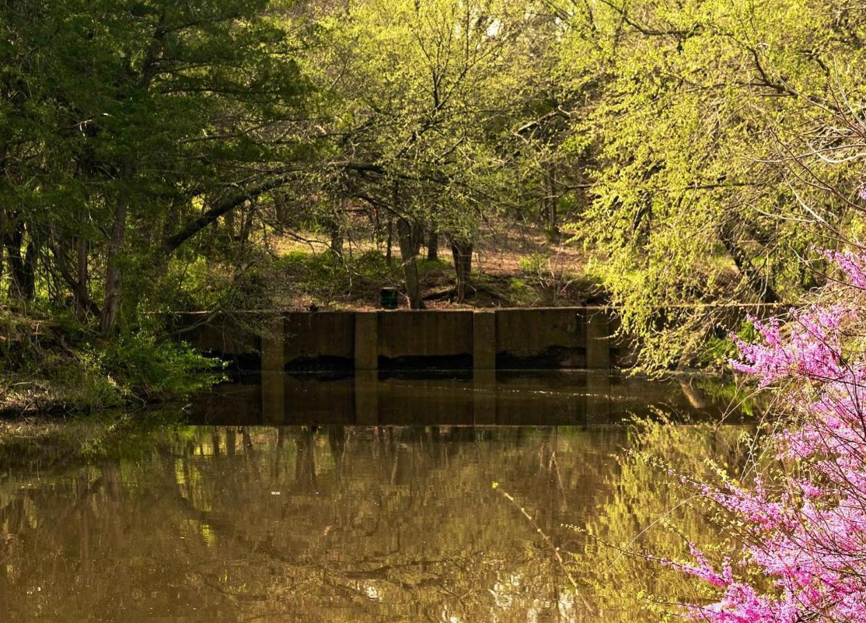The Monastery At Forest Lake Oklahoma City Luaran gambar