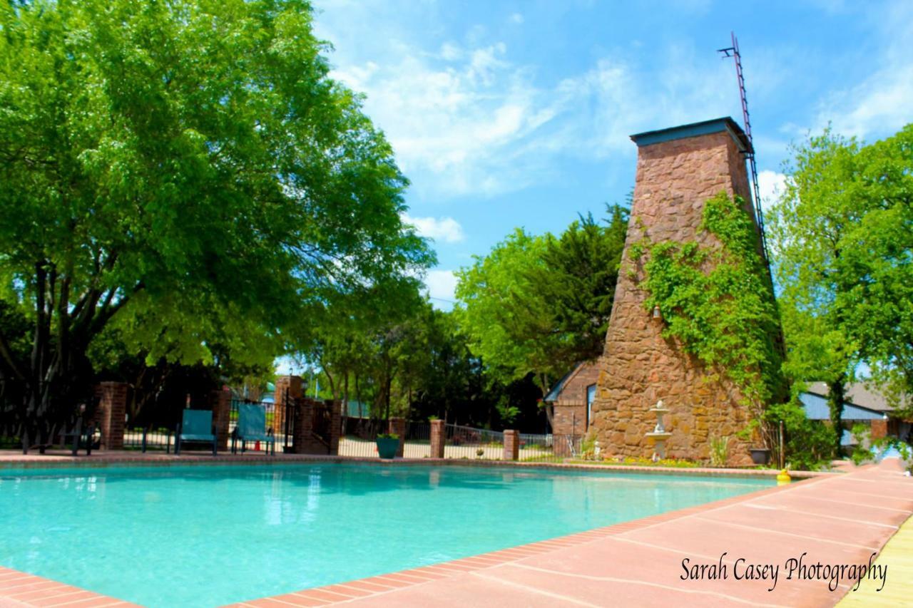 The Monastery At Forest Lake Oklahoma City Luaran gambar